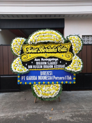 Papan Bunga Duka di Danau Kembar